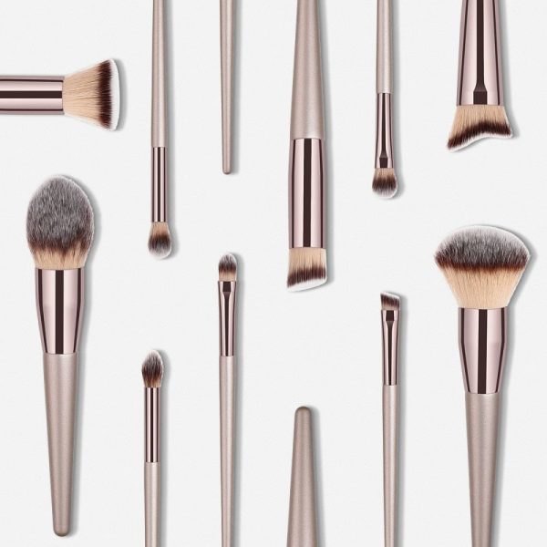 Professional Makeup Brush Online now